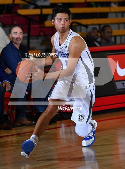 Thumbnail 2 in Saddleback Valley Christian vs. Servite (Nike Extravaganza) photogallery.