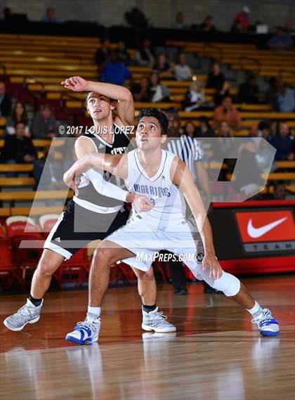 Thumbnail 1 in Saddleback Valley Christian vs. Servite (Nike Extravaganza) photogallery.
