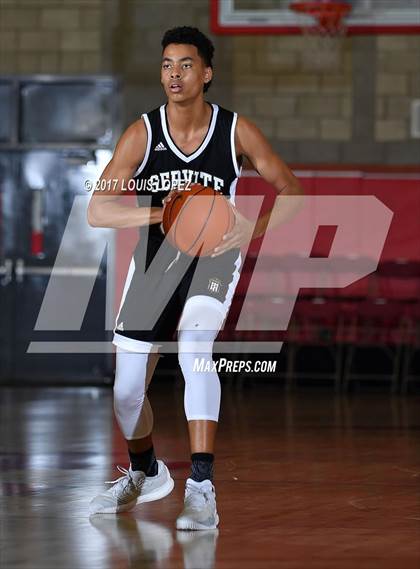 Thumbnail 3 in Saddleback Valley Christian vs. Servite (Nike Extravaganza) photogallery.