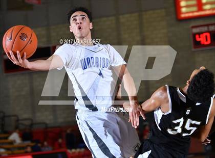 Thumbnail 2 in Saddleback Valley Christian vs. Servite (Nike Extravaganza) photogallery.