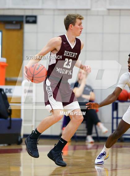Thumbnail 2 in Mesa vs. Desert Mountain (McClintock Holiday Shootout) photogallery.