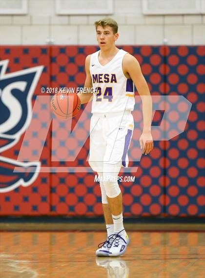 Thumbnail 1 in Mesa vs. Desert Mountain (McClintock Holiday Shootout) photogallery.