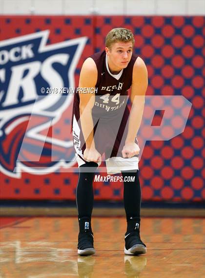 Thumbnail 1 in Mesa vs. Desert Mountain (McClintock Holiday Shootout) photogallery.