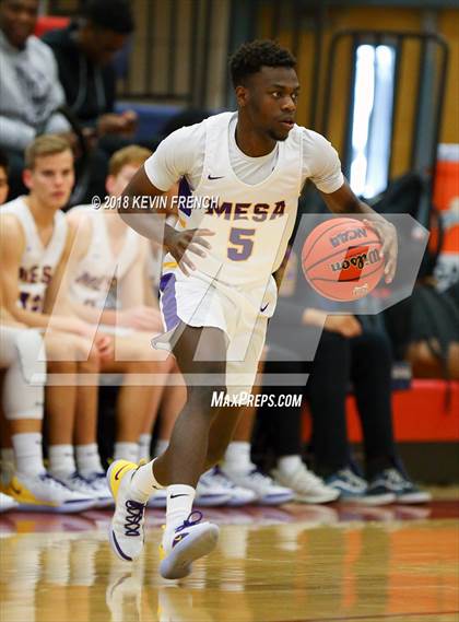 Thumbnail 2 in Mesa vs. Desert Mountain (McClintock Holiday Shootout) photogallery.