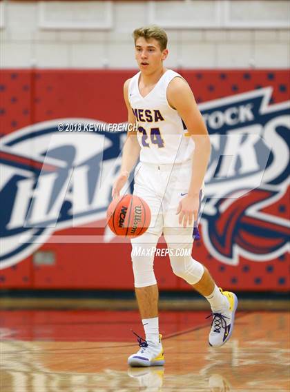 Thumbnail 2 in Mesa vs. Desert Mountain (McClintock Holiday Shootout) photogallery.