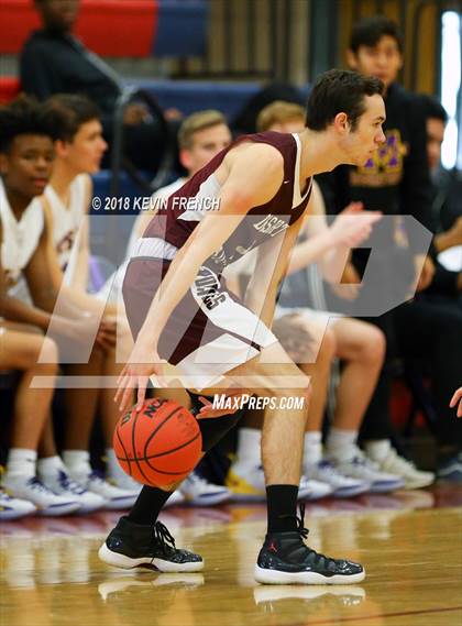 Thumbnail 3 in Mesa vs. Desert Mountain (McClintock Holiday Shootout) photogallery.