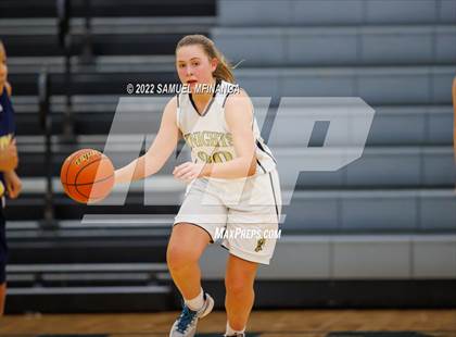 Thumbnail 2 in  Lincoln Southeast vs Elkhorn South photogallery.