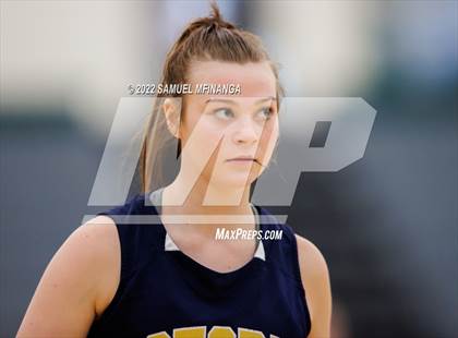 Thumbnail 2 in  Lincoln Southeast vs Elkhorn South photogallery.
