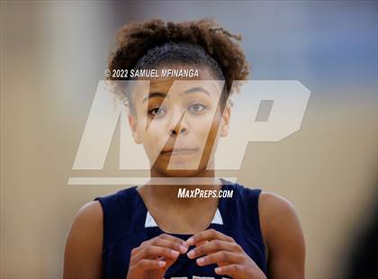Thumbnail 2 in  Lincoln Southeast vs Elkhorn South photogallery.