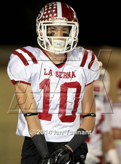 Thumbnail 2 in La Serna vs. Crescenta Valley (CIF SS Playoff Semifinal) photogallery.
