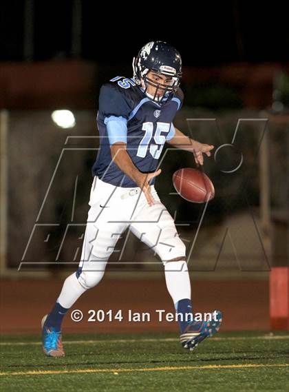 Thumbnail 3 in La Serna vs. Crescenta Valley (CIF SS Playoff Semifinal) photogallery.