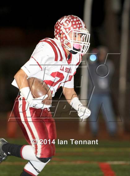 Thumbnail 1 in La Serna vs. Crescenta Valley (CIF SS Playoff Semifinal) photogallery.