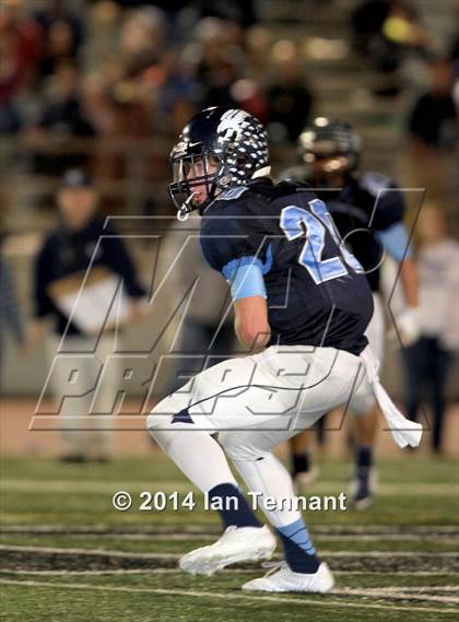 Thumbnail 3 in La Serna vs. Crescenta Valley (CIF SS Playoff Semifinal) photogallery.