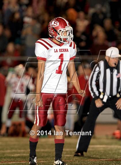 Thumbnail 1 in La Serna vs. Crescenta Valley (CIF SS Playoff Semifinal) photogallery.