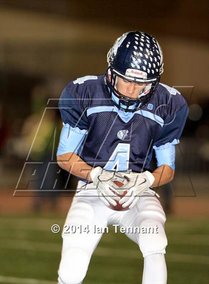 Thumbnail 1 in La Serna vs. Crescenta Valley (CIF SS Playoff Semifinal) photogallery.