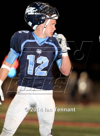 Thumbnail 3 in La Serna vs. Crescenta Valley (CIF SS Playoff Semifinal) photogallery.