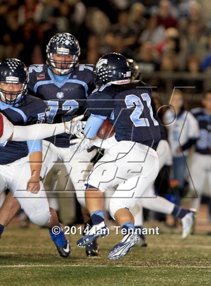 Thumbnail 3 in La Serna vs. Crescenta Valley (CIF SS Playoff Semifinal) photogallery.