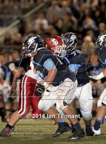 Thumbnail 1 in La Serna vs. Crescenta Valley (CIF SS Playoff Semifinal) photogallery.