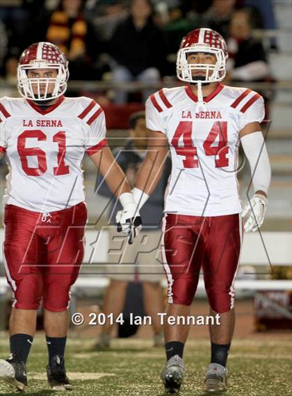 Thumbnail 3 in La Serna vs. Crescenta Valley (CIF SS Playoff Semifinal) photogallery.