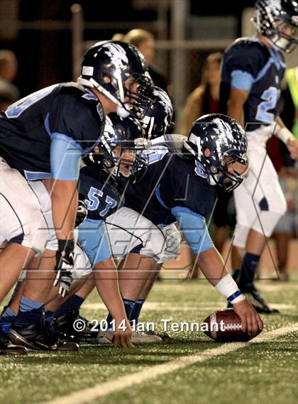 Thumbnail 3 in La Serna vs. Crescenta Valley (CIF SS Playoff Semifinal) photogallery.