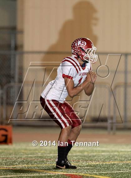 Thumbnail 3 in La Serna vs. Crescenta Valley (CIF SS Playoff Semifinal) photogallery.