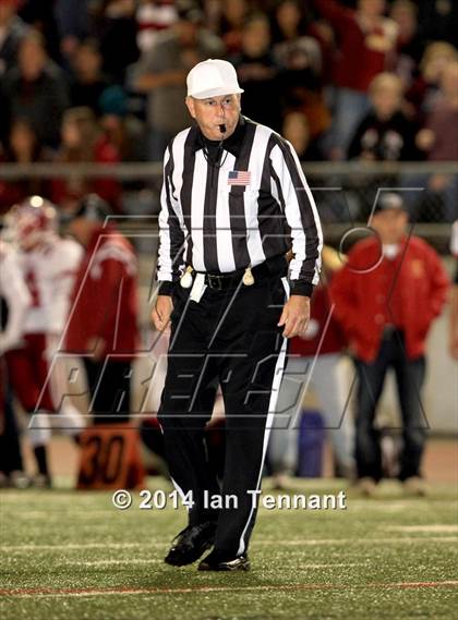 Thumbnail 2 in La Serna vs. Crescenta Valley (CIF SS Playoff Semifinal) photogallery.