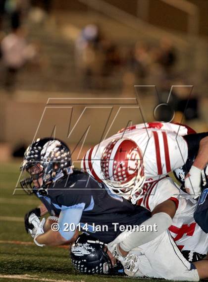 Thumbnail 1 in La Serna vs. Crescenta Valley (CIF SS Playoff Semifinal) photogallery.