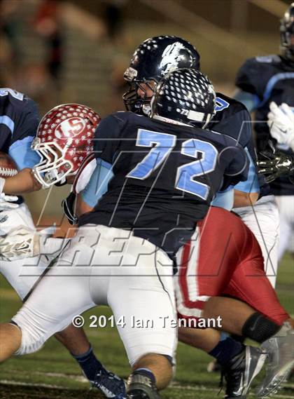 Thumbnail 3 in La Serna vs. Crescenta Valley (CIF SS Playoff Semifinal) photogallery.