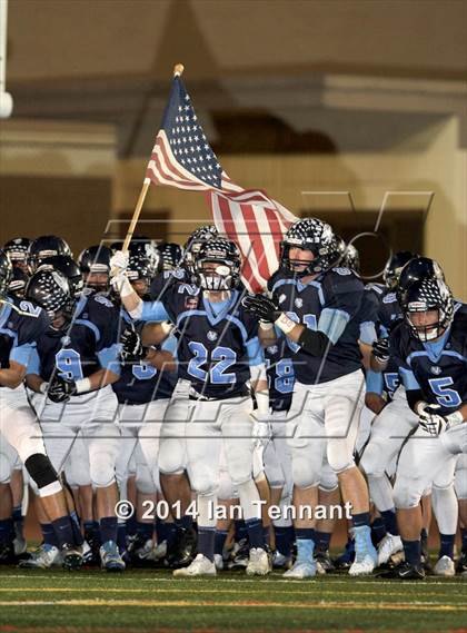Thumbnail 3 in La Serna vs. Crescenta Valley (CIF SS Playoff Semifinal) photogallery.