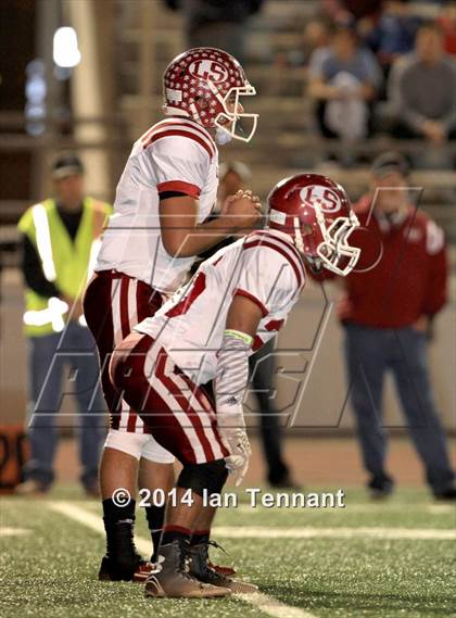 Thumbnail 3 in La Serna vs. Crescenta Valley (CIF SS Playoff Semifinal) photogallery.