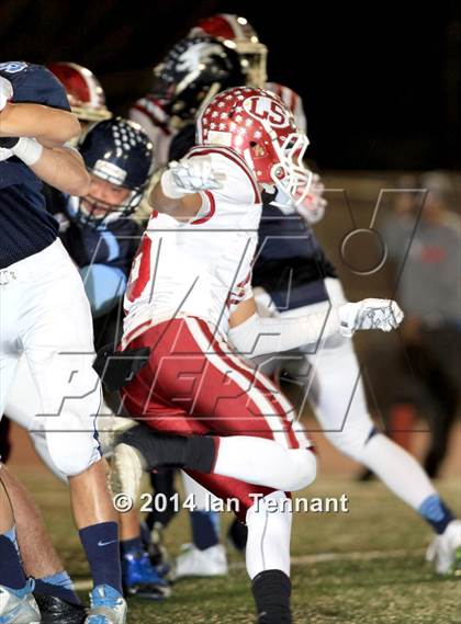 Thumbnail 2 in La Serna vs. Crescenta Valley (CIF SS Playoff Semifinal) photogallery.