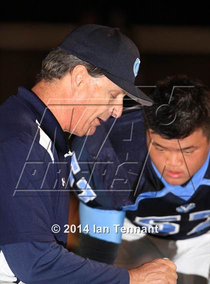 Thumbnail 2 in La Serna vs. Crescenta Valley (CIF SS Playoff Semifinal) photogallery.