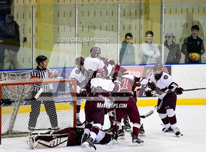 Thumbnail 3 in Gloucester Catholic vs Don Bosco Prep (NJSIAA Non-Public Semifinal)  photogallery.