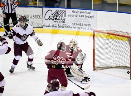 Thumbnail 1 in Gloucester Catholic vs Don Bosco Prep (NJSIAA Non-Public Semifinal)  photogallery.