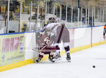 Thumbnail 3 in Gloucester Catholic vs Don Bosco Prep (NJSIAA Non-Public Semifinal)  photogallery.