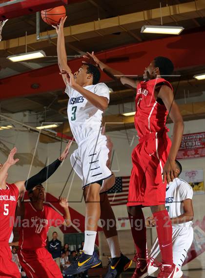 Thumbnail 3 in Cleveland vs. Chino Hills (Rose City Roundball Classic) photogallery.