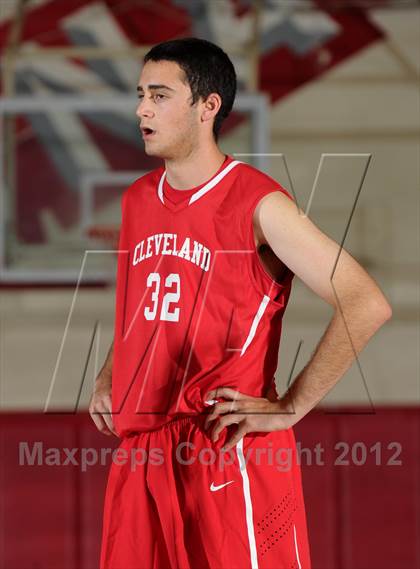 Thumbnail 2 in Cleveland vs. Chino Hills (Rose City Roundball Classic) photogallery.