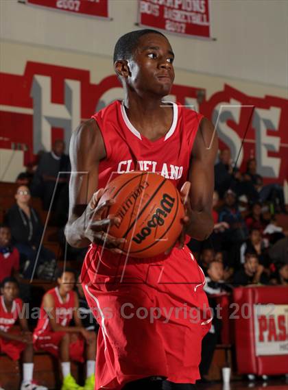 Thumbnail 3 in Cleveland vs. Chino Hills (Rose City Roundball Classic) photogallery.