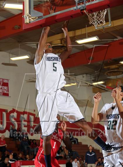 Thumbnail 3 in Cleveland vs. Chino Hills (Rose City Roundball Classic) photogallery.