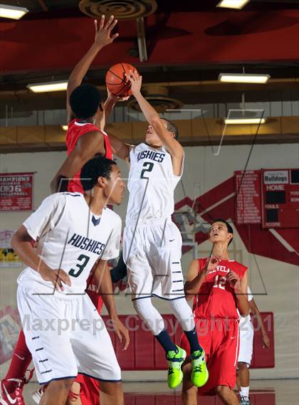 Thumbnail 3 in Cleveland vs. Chino Hills (Rose City Roundball Classic) photogallery.