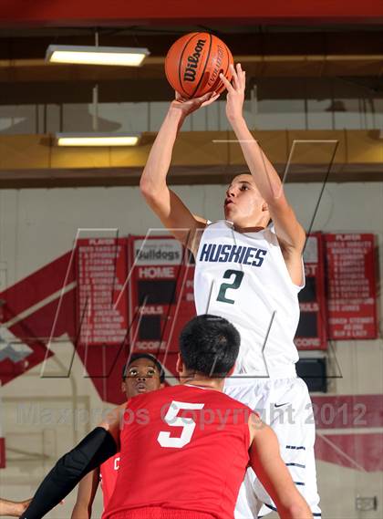 Thumbnail 2 in Cleveland vs. Chino Hills (Rose City Roundball Classic) photogallery.