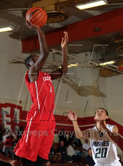 Thumbnail 2 in Cleveland vs. Chino Hills (Rose City Roundball Classic) photogallery.