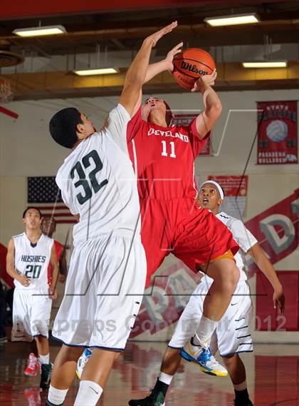 Thumbnail 3 in Cleveland vs. Chino Hills (Rose City Roundball Classic) photogallery.