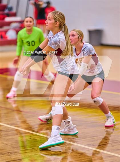 Thumbnail 3 in Clear Brook @ Deer Park photogallery.