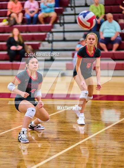 Thumbnail 3 in Clear Brook @ Deer Park photogallery.