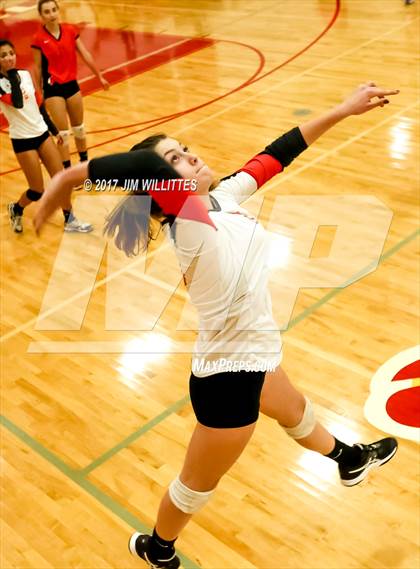 Thumbnail 1 in JV: Tempe @ Seton Catholic photogallery.