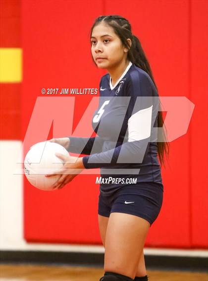 Thumbnail 2 in JV: Tempe @ Seton Catholic photogallery.