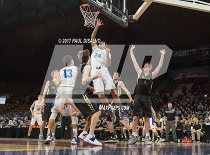 Thumbnail 3 in Rock Canyon vs. Grandview (CHSAA 5A Great 8) photogallery.