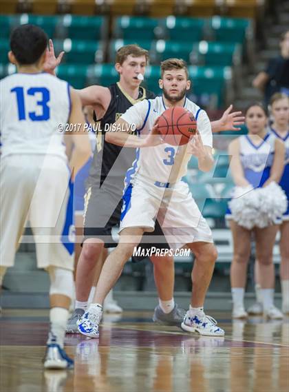 Thumbnail 3 in Rock Canyon vs. Grandview (CHSAA 5A Great 8) photogallery.