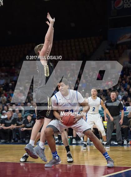 Thumbnail 1 in Rock Canyon vs. Grandview (CHSAA 5A Great 8) photogallery.
